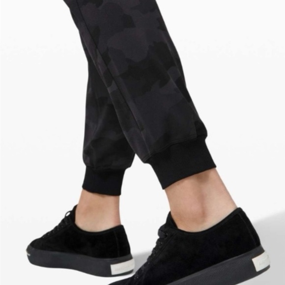 Lululemon Stretch High-Rise Jogger Heritage 365 Camo Deep Coal Multi Sz 8 - Picture 5 of 11